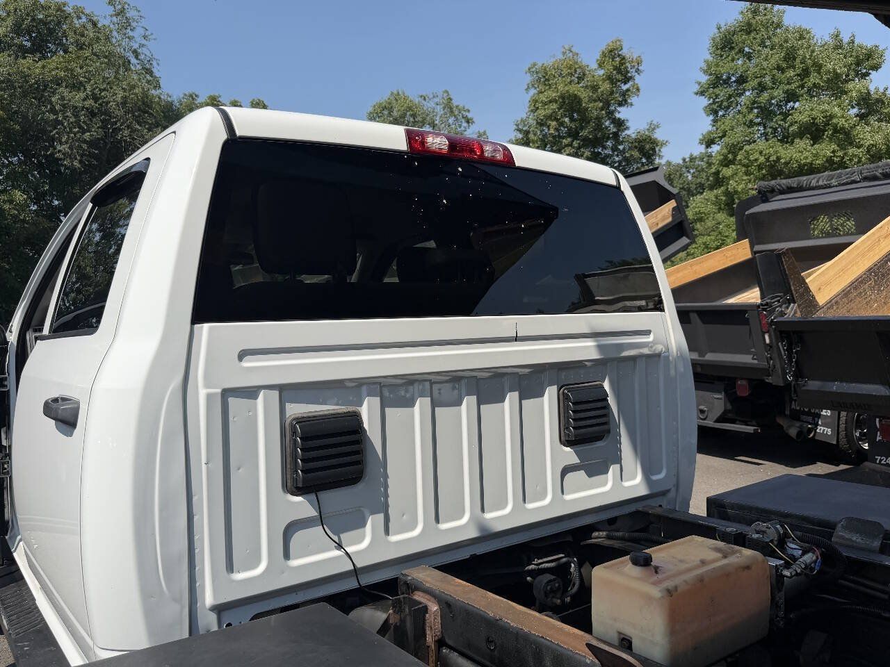 Used 2015 RAM 5500 Tradesman w/ Ambulance Prep Group RWD image 8