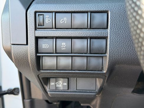 Used 2024 Toyota Tacoma SR image 28