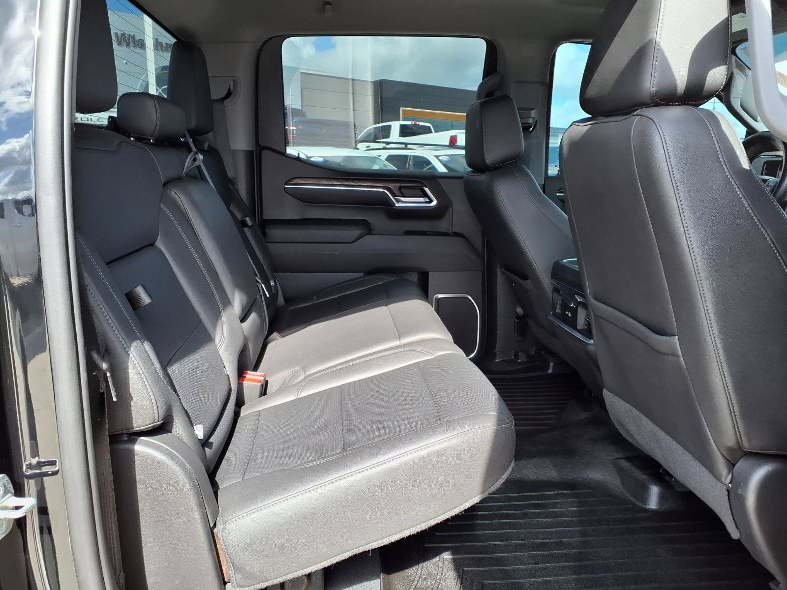 Used 2022 GMC Sierra 1500 SLT w/ SLT Convenience Package RWD image 19