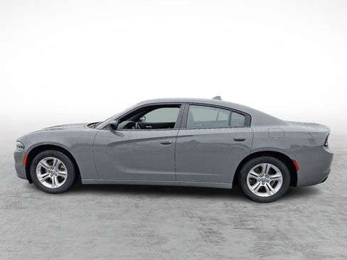 Used 2023 Dodge Charger SXT image 2