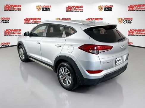 Used 2018 Hyundai Tucson SEL Plus FWD image 2