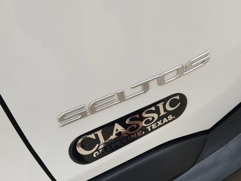 Used 2026 Kia Seltos S FWD image 10