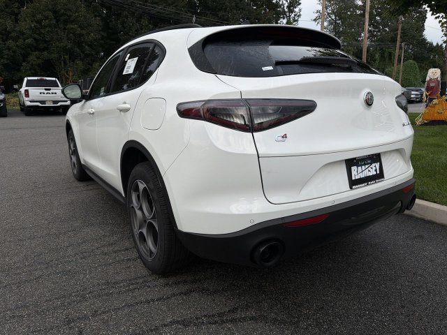 New 2026 Alfa Romeo Stelvio Sprint w/ Convenience Package AWD/4WD image 6