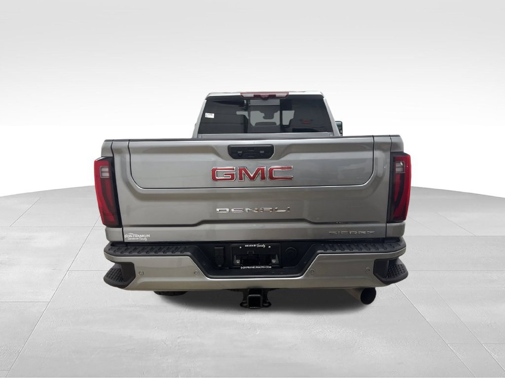 Used 2025 GMC Sierra 2500 Denali w/ Denali Reserve Package AWD/4WD image 4