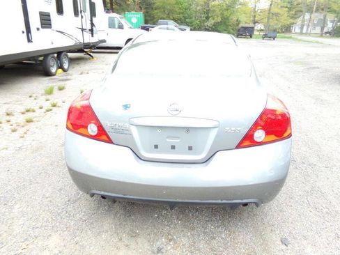 Used 2009 Nissan Altima 2.5 S w/ Convenience Pkg FWD image 6