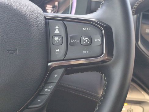 Used 2025 RAM 3500 Limited image 26