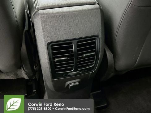 Used 2018 Ford Escape SE image 23