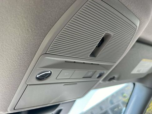 New 2027 Nissan Sentra SR w/ SR Premium Package FWD image 30