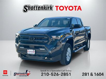 New 2025 Toyota Tacoma SR5