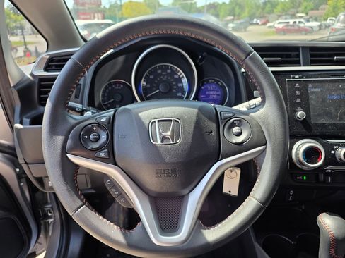 Used 2018 Honda Fit Sport image 9