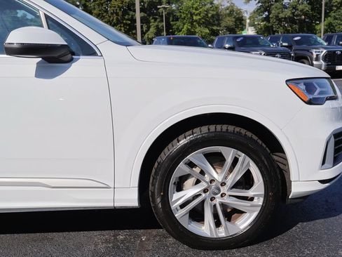 Used 2020 Audi Q7 2.0T Premium w/ Convenience Package AWD/4WD image 10