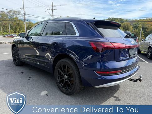 Used 2021 Audi e-tron Premium image 6