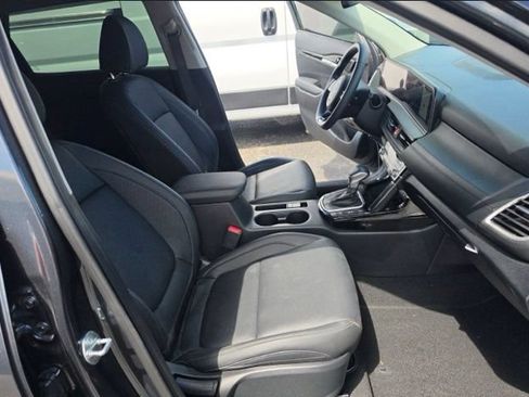 Certified 2025 Kia Seltos SX w/ SX Sunroof Package AWD/4WD image 8