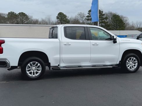 Used 2024 Chevrolet Silverado 1500 LT w/ Safety Package RWD image 9