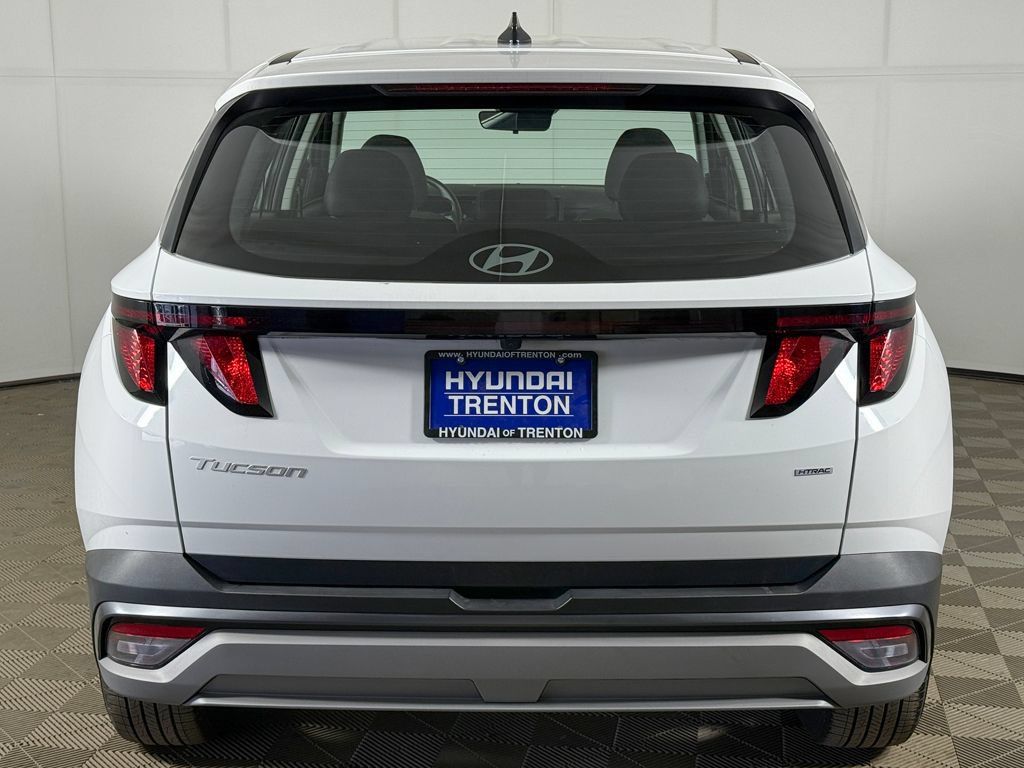 Certified 2026 Hyundai Tucson SE AWD/4WD image 10