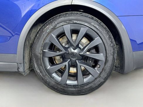 Used 2023 Tesla Model X AWD/4WD image 9