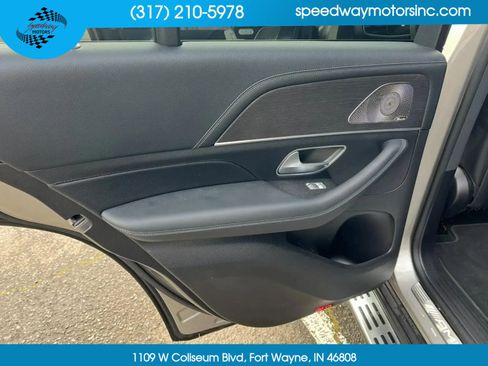 Used 2022 Mercedes-Benz GLE 53 AMG 4MATIC image 32