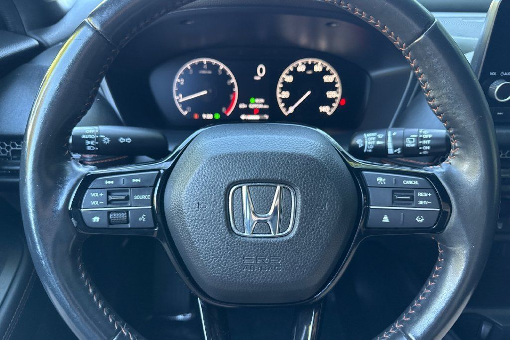 Used 2025 Honda HR-V Sport image 23