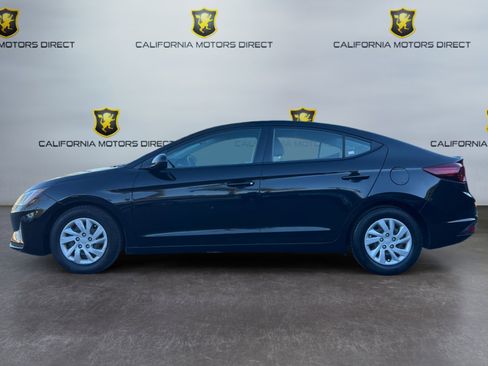 Used 2020 Hyundai Elantra SE image 2