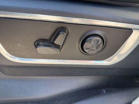 Used 2022 RAM 1500 Limited AWD/4WD image 19