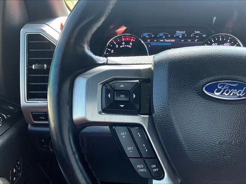 Used 2022 Ford F250 Platinum AWD/4WD image 12