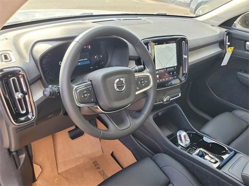 New 2026 Volvo XC40 B5 Plus w/ Protection Package Premier image 15