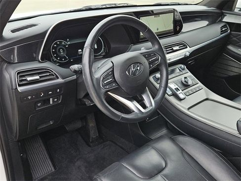 Used 2021 Hyundai Palisade Calligraphy image 23