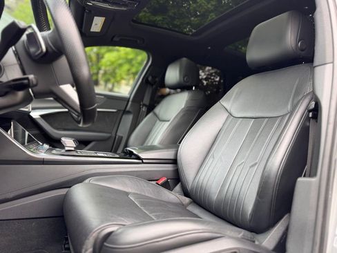 Used 2021 Audi RS 6 AWD/4WD image 22