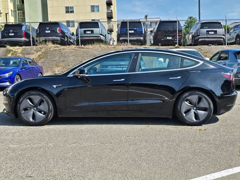 Used 2020 Tesla Model 3 RWD image 5