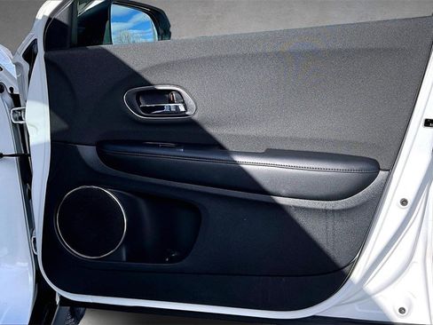 Used 2021 Honda HR-V EX image 26