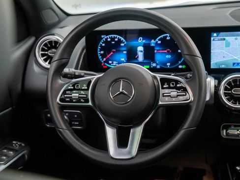 Used 2023 Mercedes-Benz EQB 350 4MATIC SUV image 12