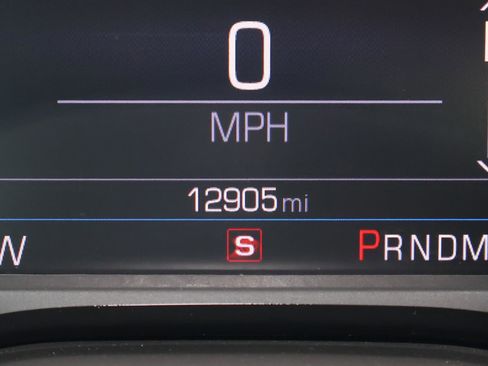 Used 2021 Chevrolet Camaro LT w/ Technology Package image 26