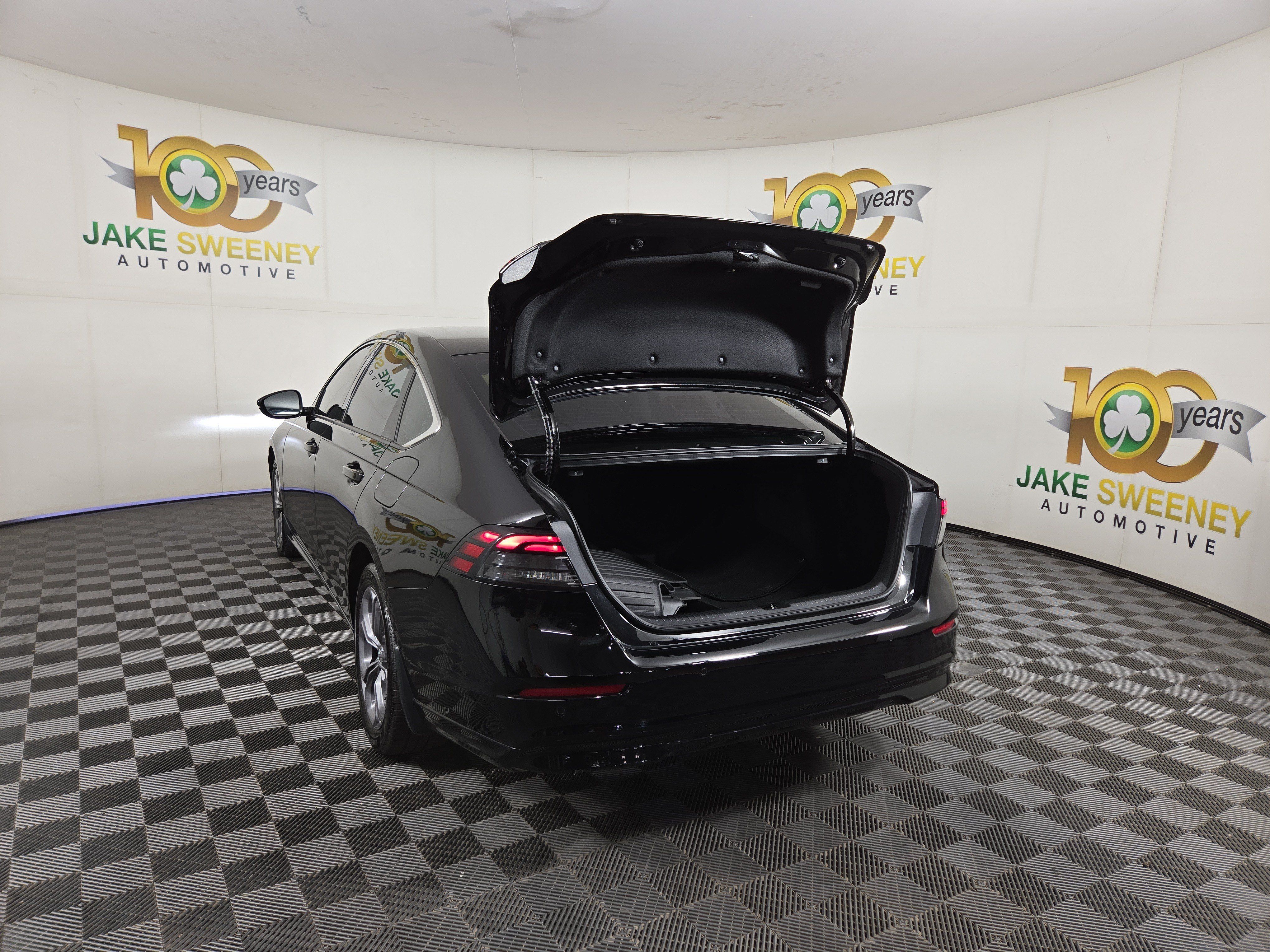 Used 2025 Honda Accord EX-L image 31