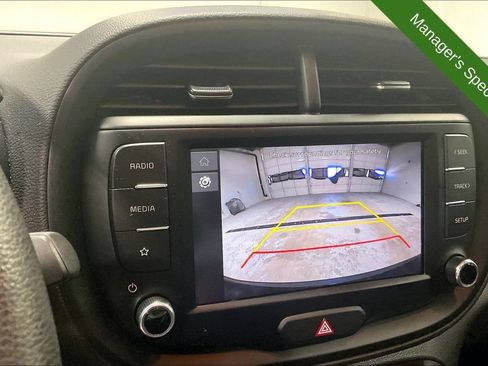 Used 2025 Kia Soul LX FWD image 27