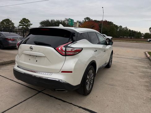 Used 2017 Nissan Murano S w/ Navigation Package image 5