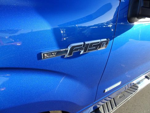 Used 2014 Ford F150 XLT w/ XLT Chrome Package image 8