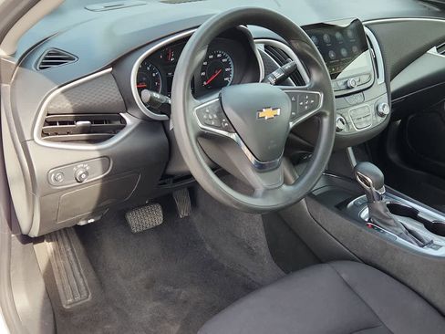 Used 2024 Chevrolet Malibu LT image 10