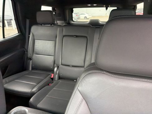 Used 2022 Chevrolet Tahoe LT w/ Luxury Package image 12