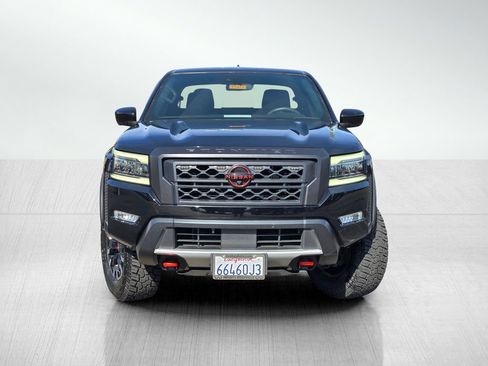 Used 2022 Nissan Frontier PRO-4X image 2
