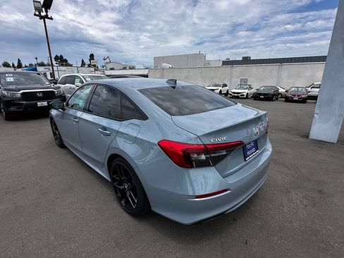 Used 2023 Honda Civic Sport image 6