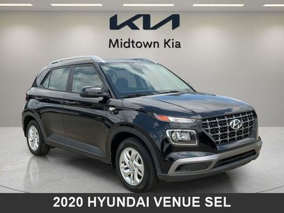 Used 2020 Hyundai Venue SEL w/ Convenience Package