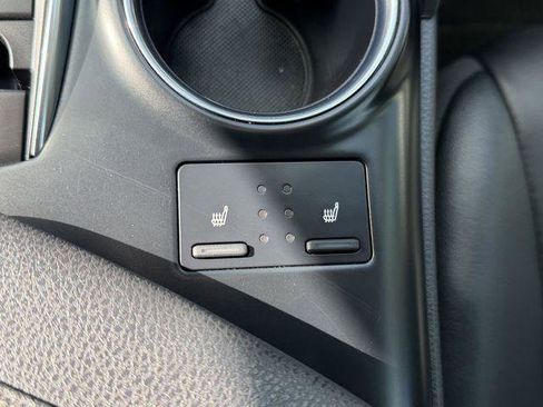 Certified 2020 Toyota Camry XSE image 18
