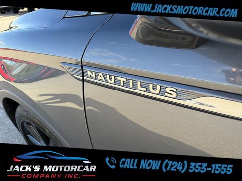Used 2023 Lincoln Nautilus Reserve w/ Monochromatic Package image 34