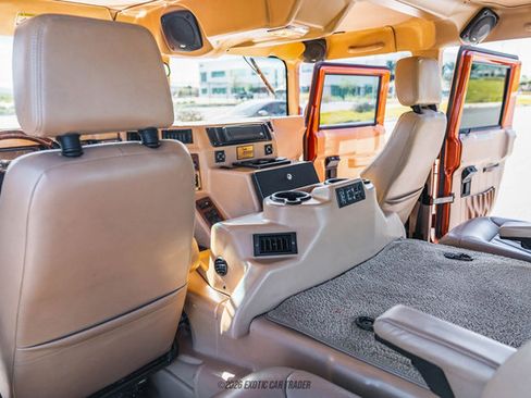 Used 2002 HUMMER H1 4-Door Wagon image 52