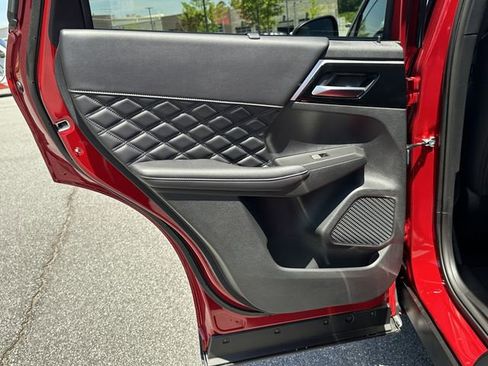New 2026 Nissan Rogue Platinum AWD/4WD image 17