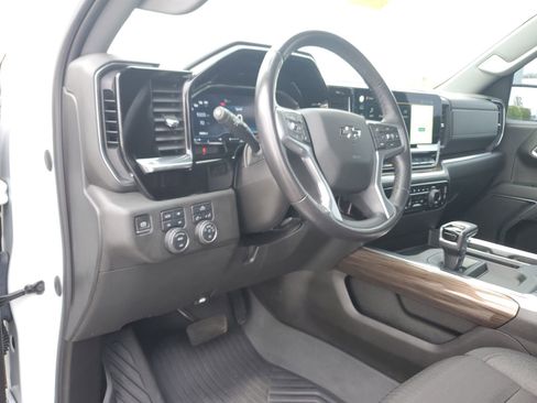 Used 2022 Chevrolet Silverado 1500 RST image 19