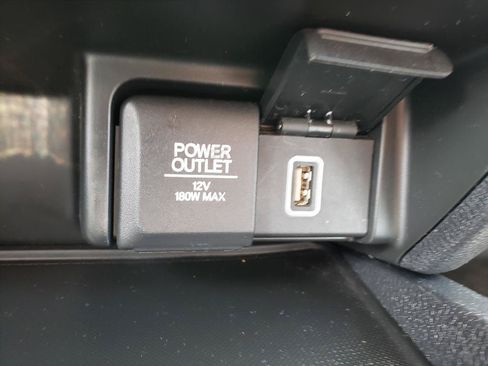 Used 2019 Honda Pilot Touring image 23