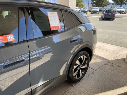 Certified 2024 Volkswagen ID.4 2WD image 58