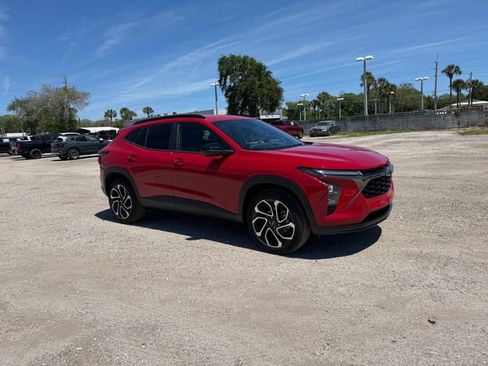 New 2026 Chevrolet Trax RS FWD image 18
