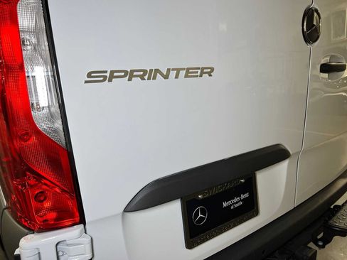 Used 2026 Mercedes-Benz Sprinter 2500 image 16